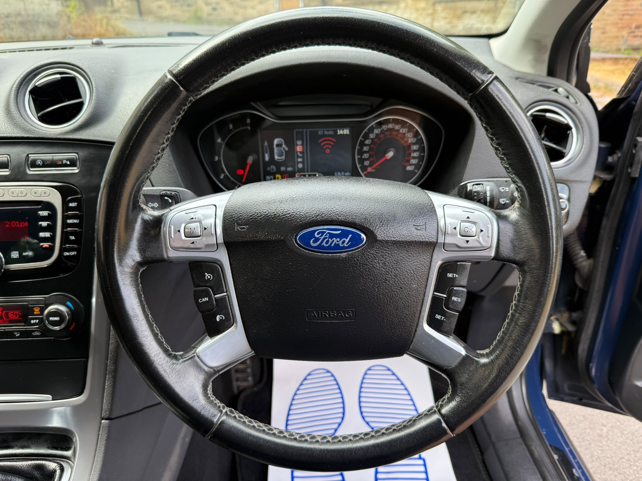 Ford Mondeo rear seats